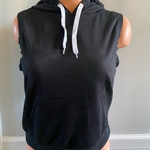 Black sleeveless hooded top